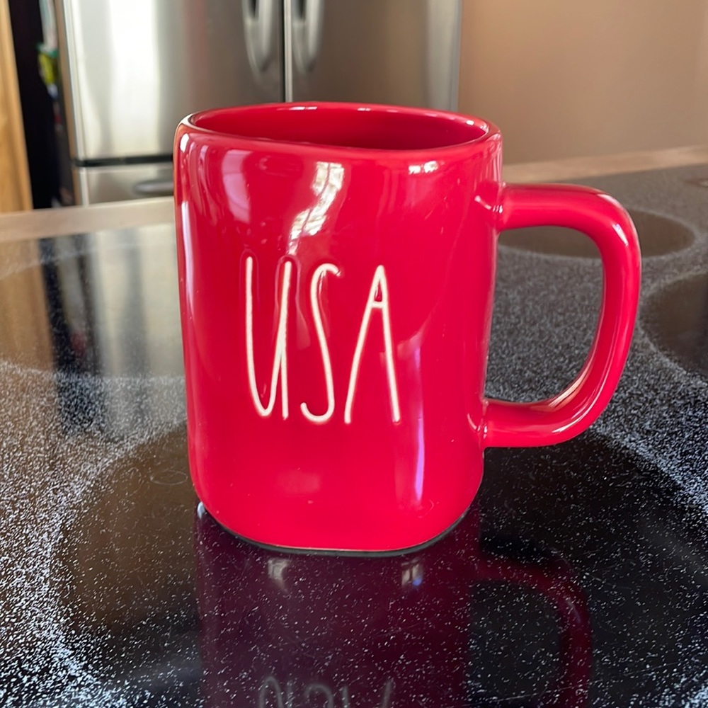 Rae Dunn USA mug